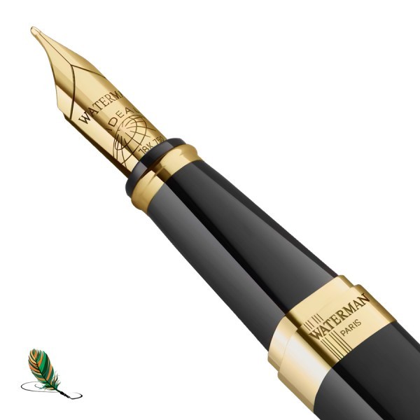 18K solid gold nib and some golden details in the Exception Reflections of Paris