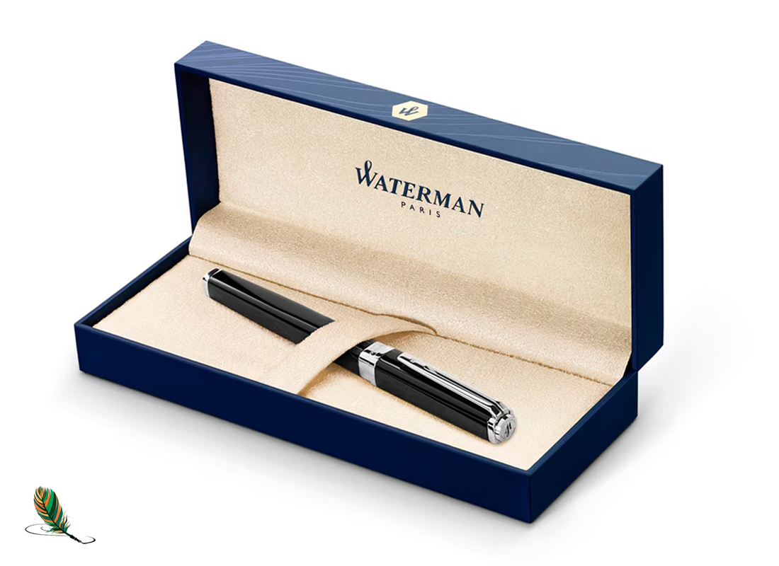 Presentation case for the Waterman Exception Black ST